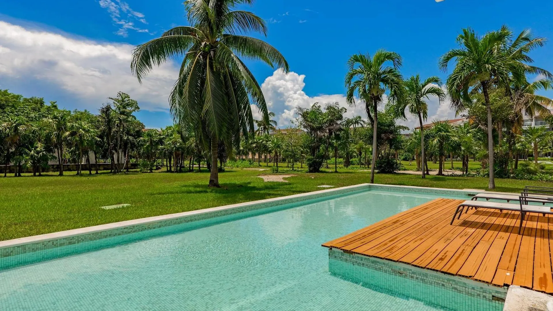 Apartment Seaside Serenity Retreat At Mareazul Norte Playa del Carmen