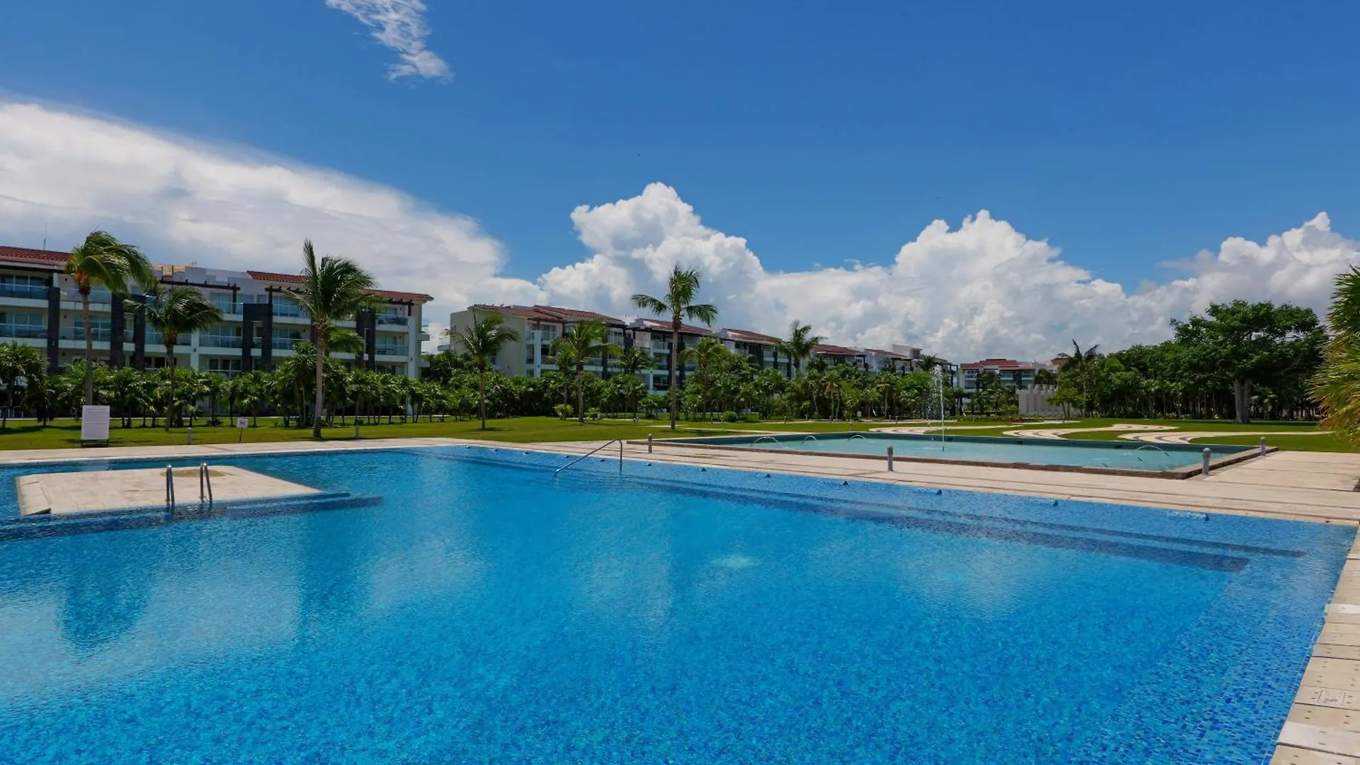 Seaside Serenity Retreat At Mareazul Norte Playa del Carmen Lägenhet